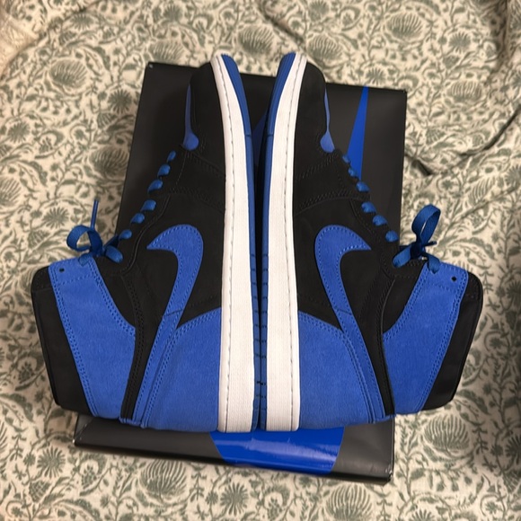 Air Jordan 1 Royal Reimagined 2023 Size 11 Used 9/10 condition - Picture 8 of 11
